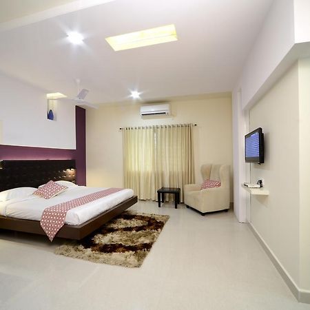 Hotel Serenity La Vista Haydarabad Dış mekan fotoğraf
