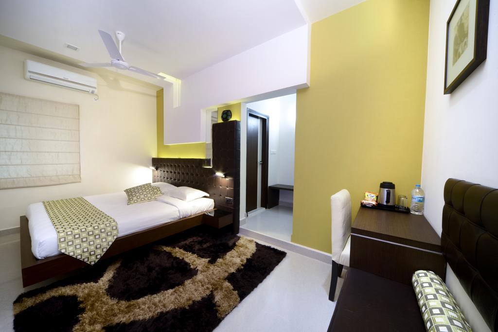 Hotel Serenity La Vista Haydarabad Dış mekan fotoğraf