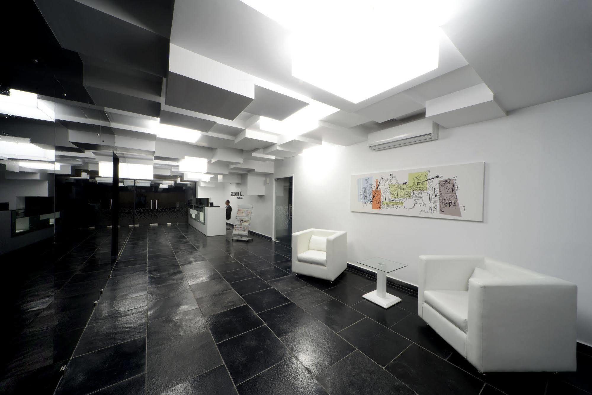 Hotel Serenity La Vista Haydarabad Dış mekan fotoğraf